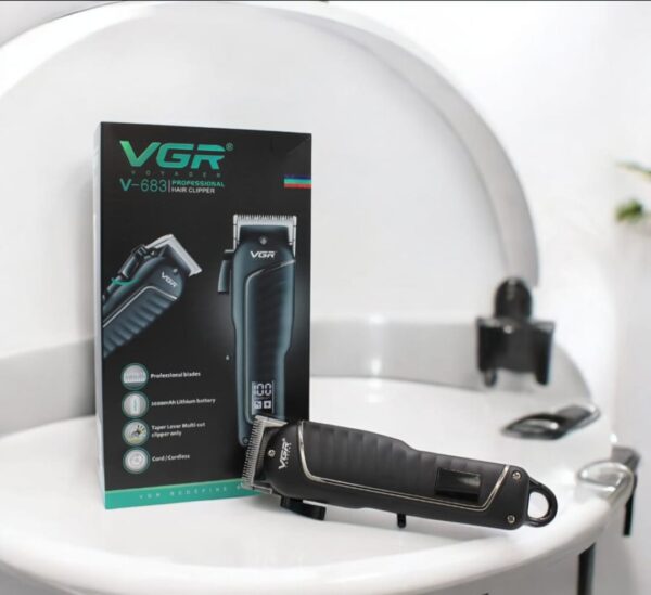 VGR V-683 cordless professional hair clipper for men with stainless steel blades