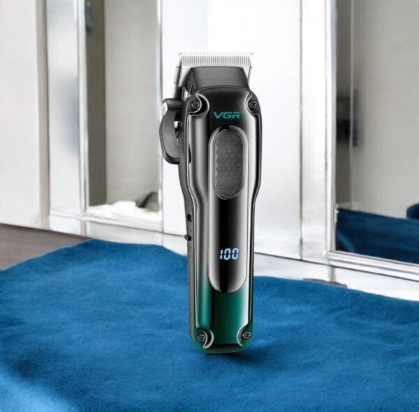 VGR V-013 cordless professional hair and beard trimmer for men
