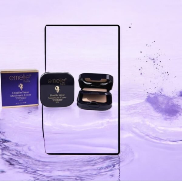 Emelie Double Wear Maximum Cover Pressed Powder – Full Coverage Matte Compact